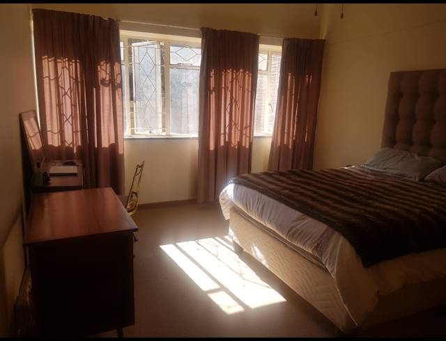 2 BEDROOM APARTMENT BLOCK FOR SALE IN THREE RIVERS PROPER